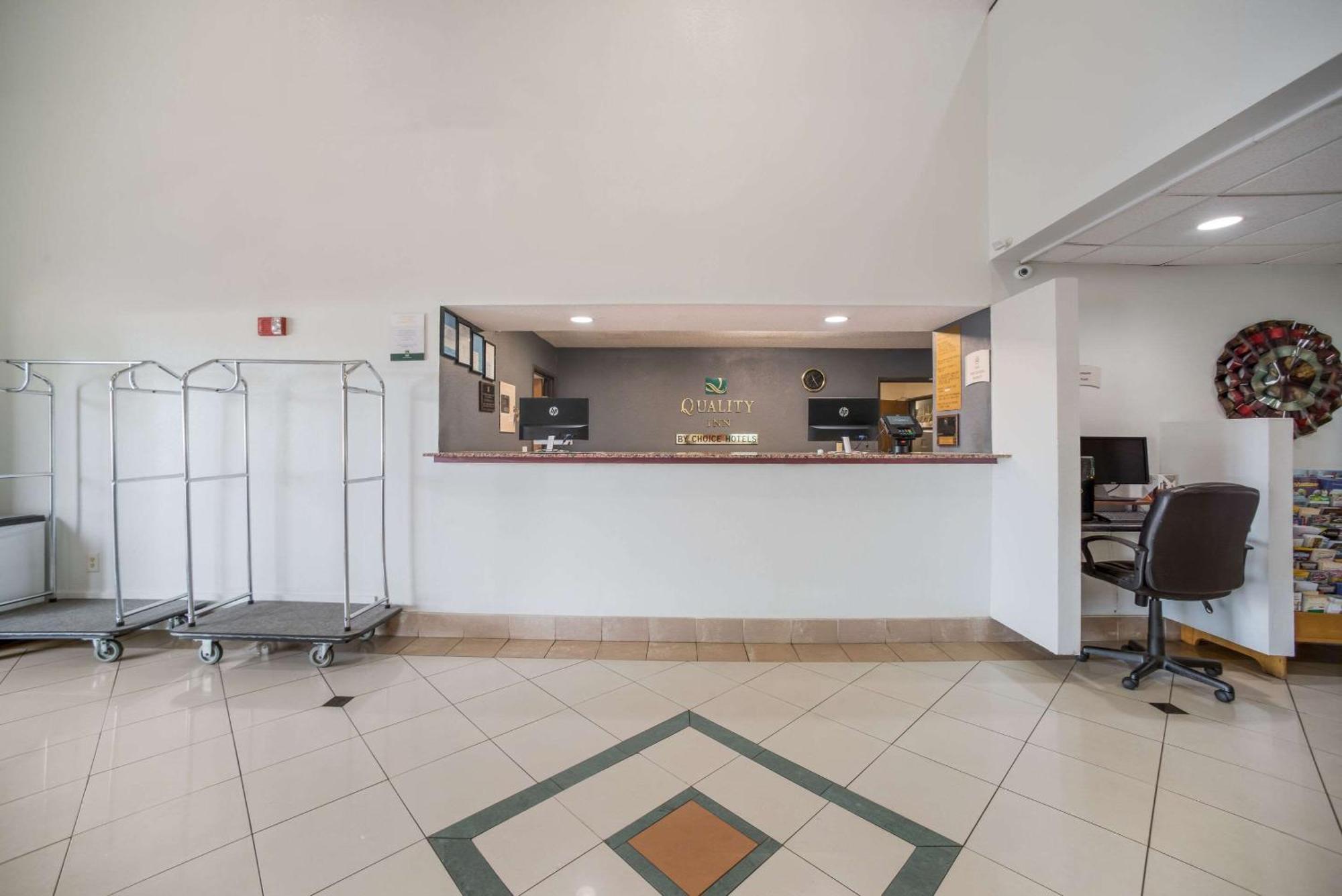Quality Inn O'Fallon Il - St Louis Εξωτερικό φωτογραφία